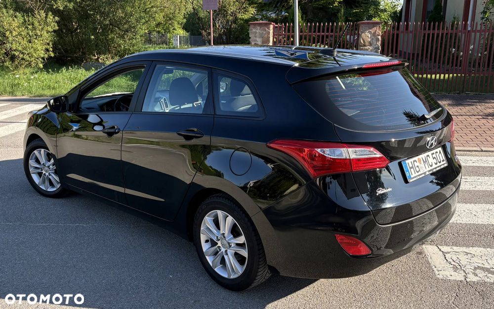 Hyundai i30 1.4 Premium - 4