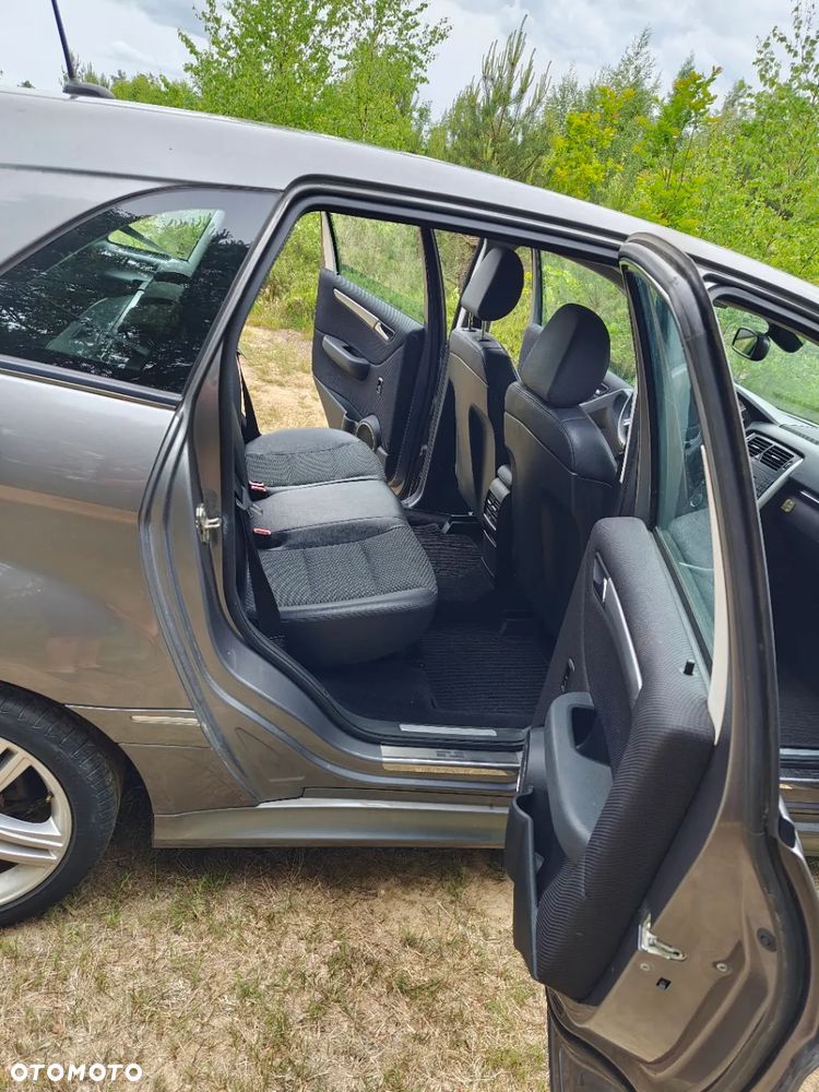 Mercedes-Benz Klasa B 180 CDI - 10