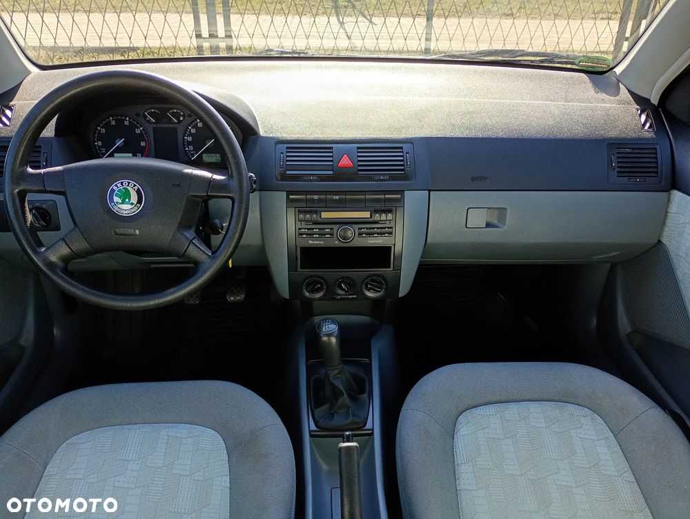 Skoda Fabia 1.4 16V Extra - 5