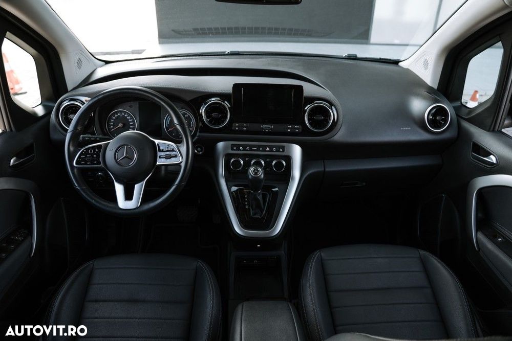 Mercedes-Benz EQT - 18