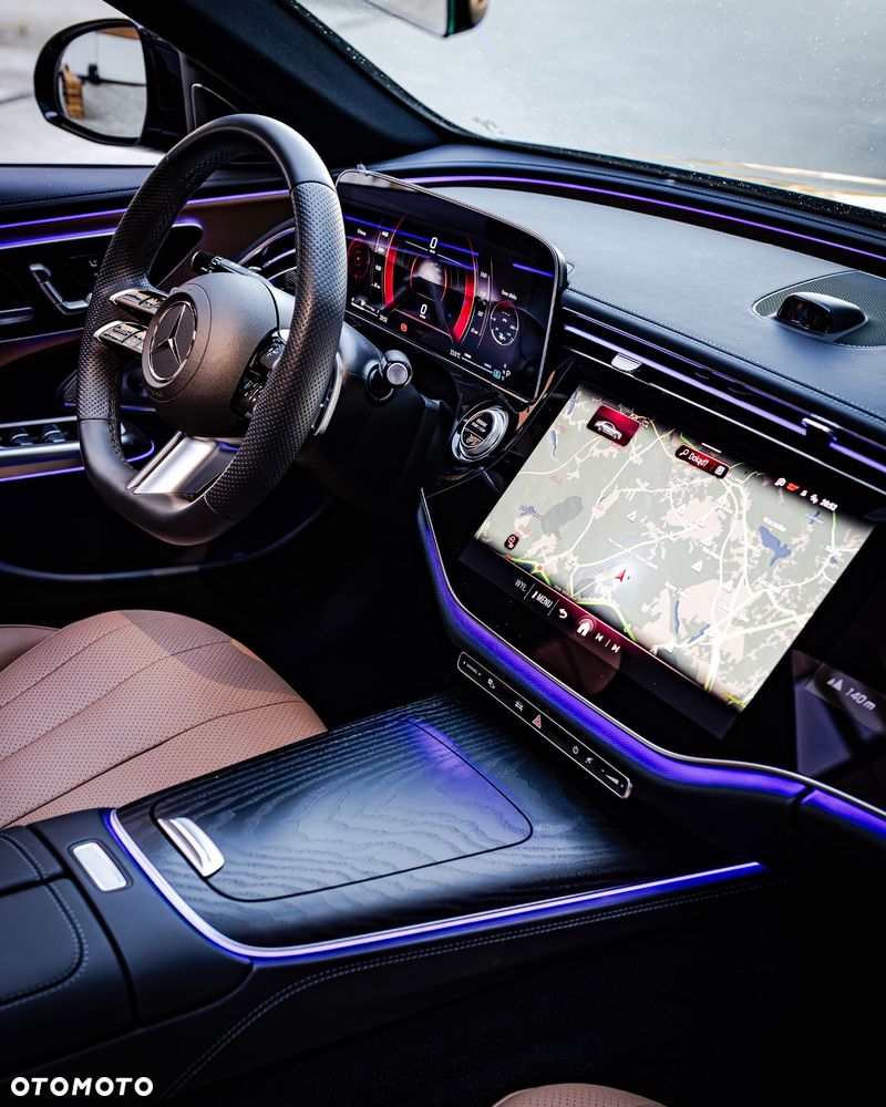 Mercedes-Benz Klasa E 220 d 4-Matic - 17