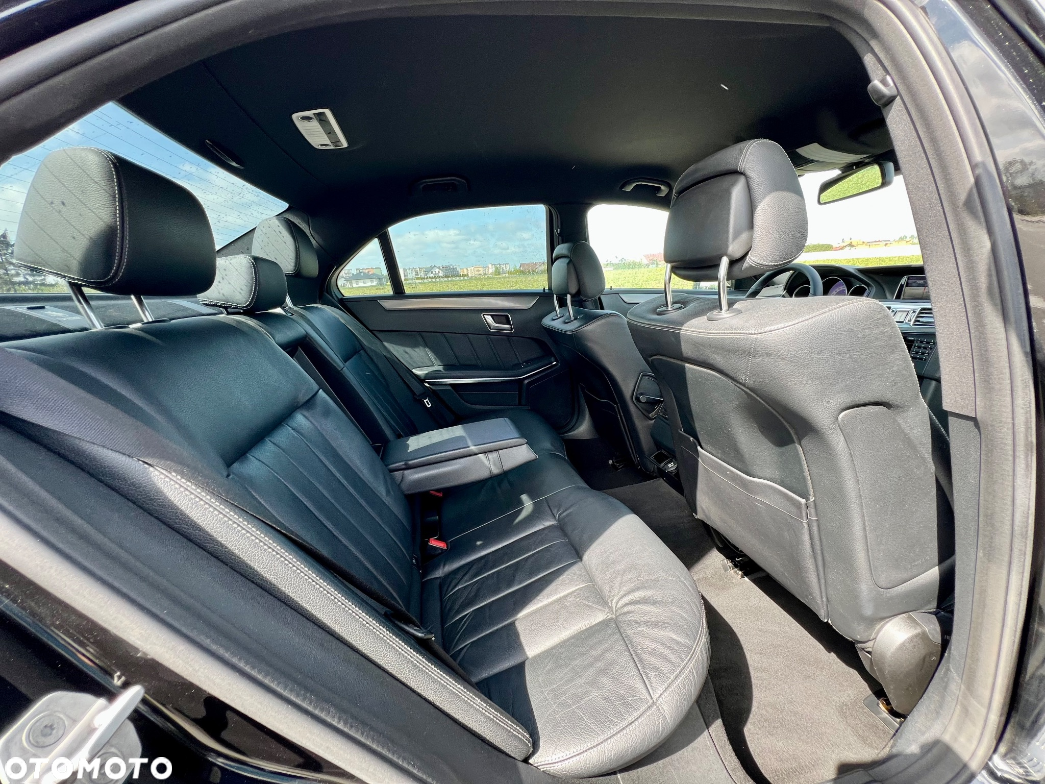 Mercedes-Benz Klasa E 250 BlueTEC 9G-TRONIC Avantgarde - 17