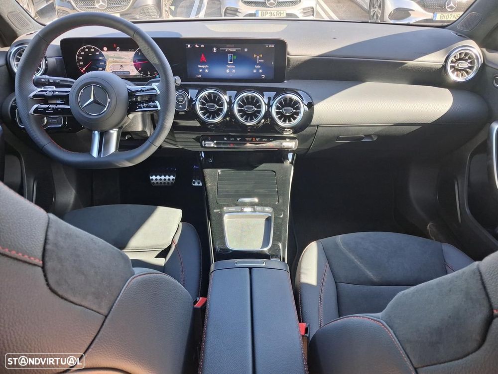 Mercedes-Benz A 180 d - 18