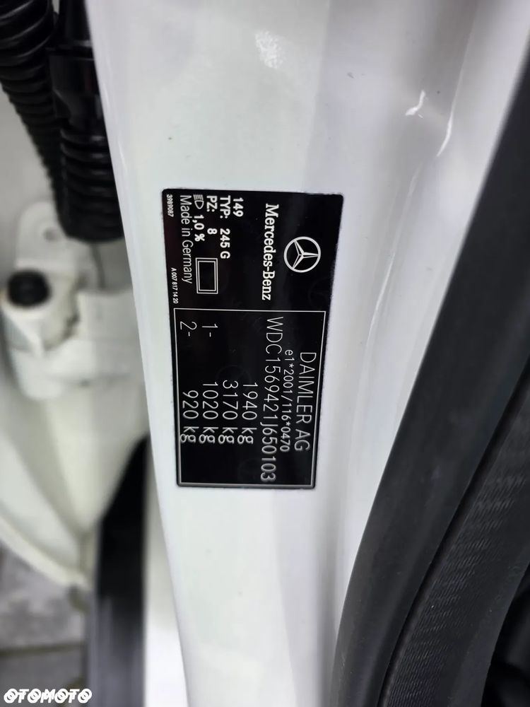 Mercedes-Benz GLA 180 7G-DCT Style - 33