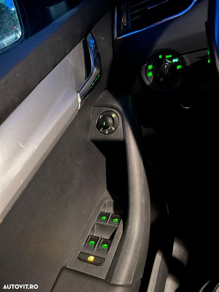 Skoda Octavia 1.6 TDI Elegance - 6