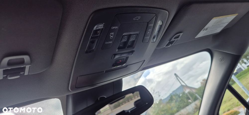 Toyota Sienna - 20