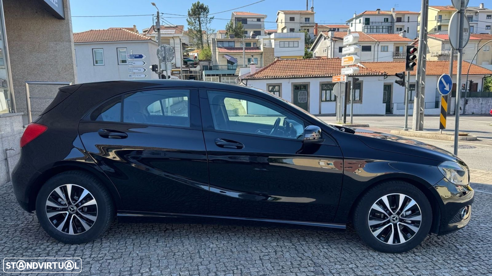 Mercedes-Benz A 180 CDI (BlueEFFICIENCY) - 4