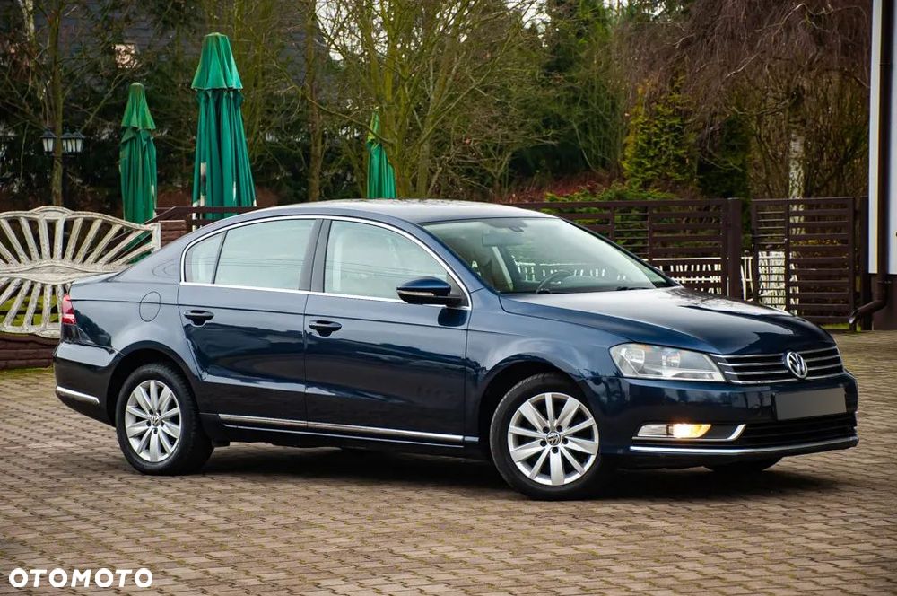 Volkswagen Passat 2.0 TDI Comfortline - 15