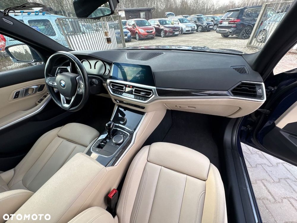 BMW Seria 3 330i GPF M Sport Shadow sport - 33