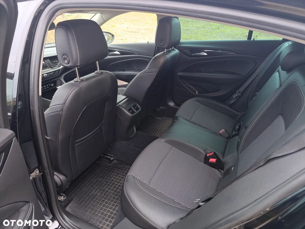 Opel Insignia 2.0 CDTI Elegance S&S - 8