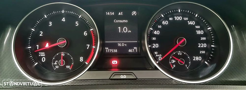 VW Golf - 35