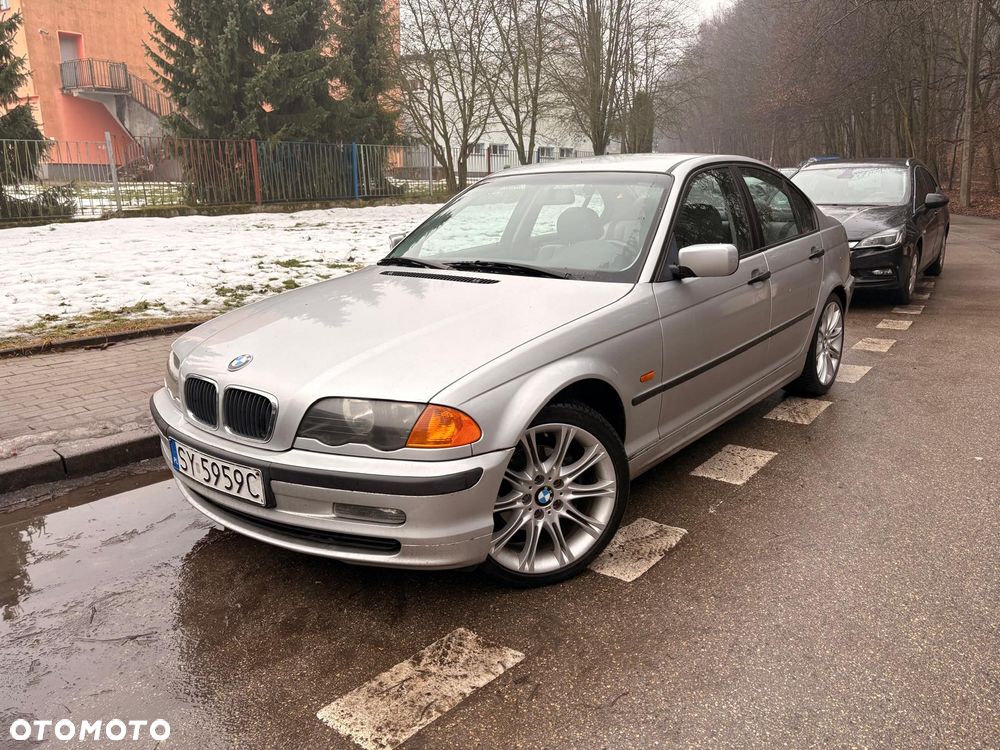 BMW Seria 3 316i - 1