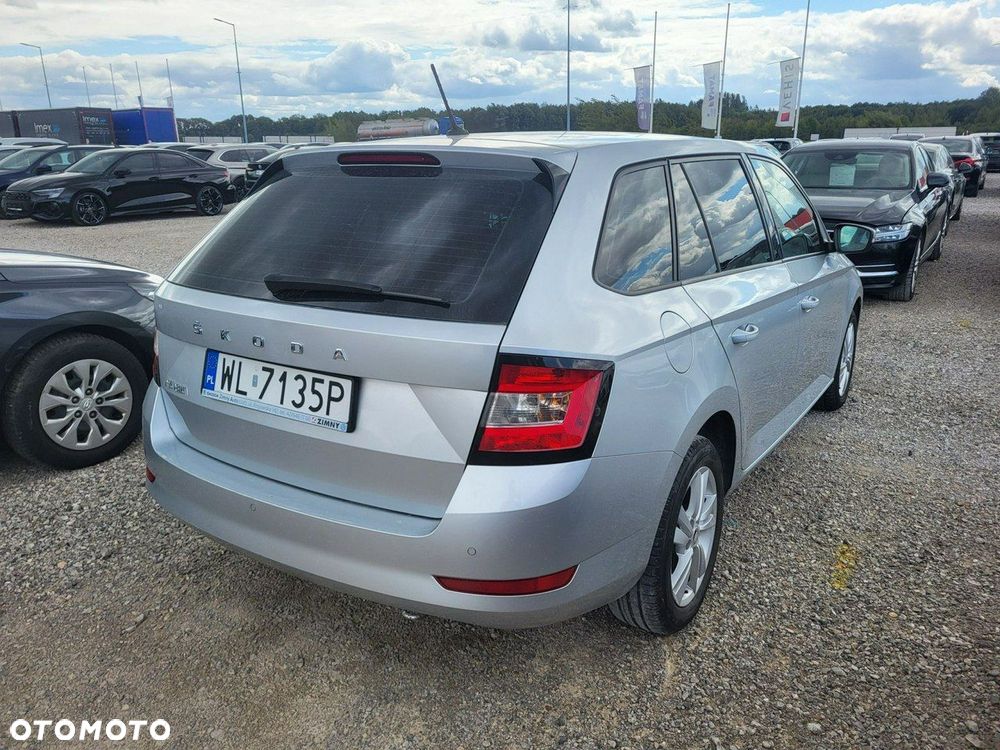 Skoda Fabia - 6