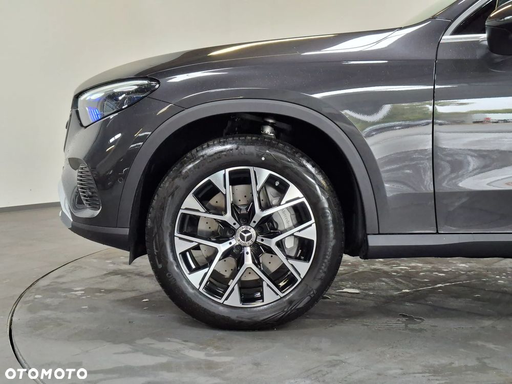 Mercedes-Benz GLC 300 e PHEV 4-Matic Avantgarde - 5