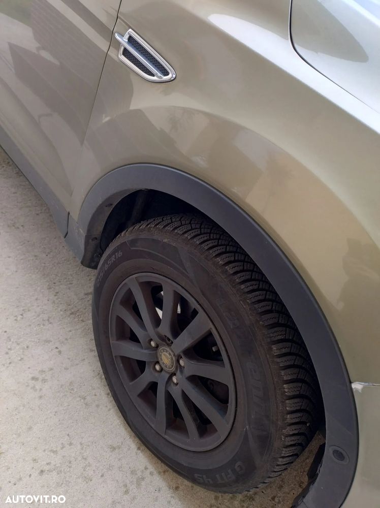 Ford Kuga 2.0 TDCi 4x4 Aut. Titanium - 5