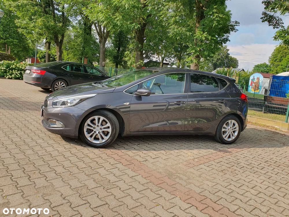 Kia Ceed 1.6 GDI XL - 6