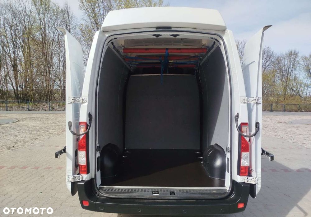 Renault Master - 32