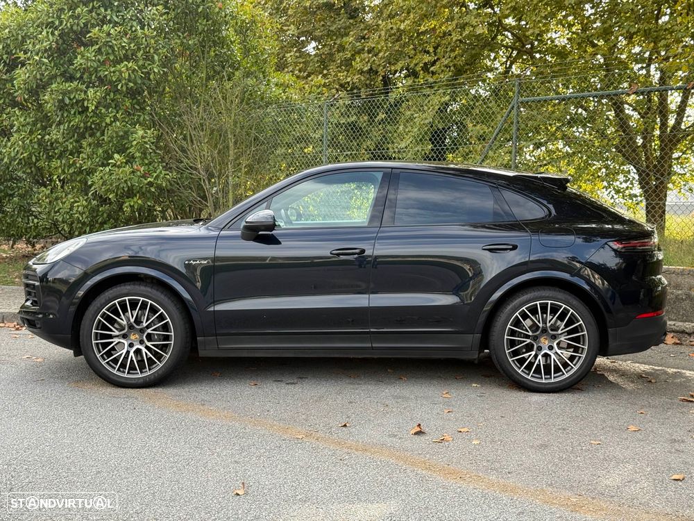 Porsche Cayenne Coupé E-Hybrid - 2