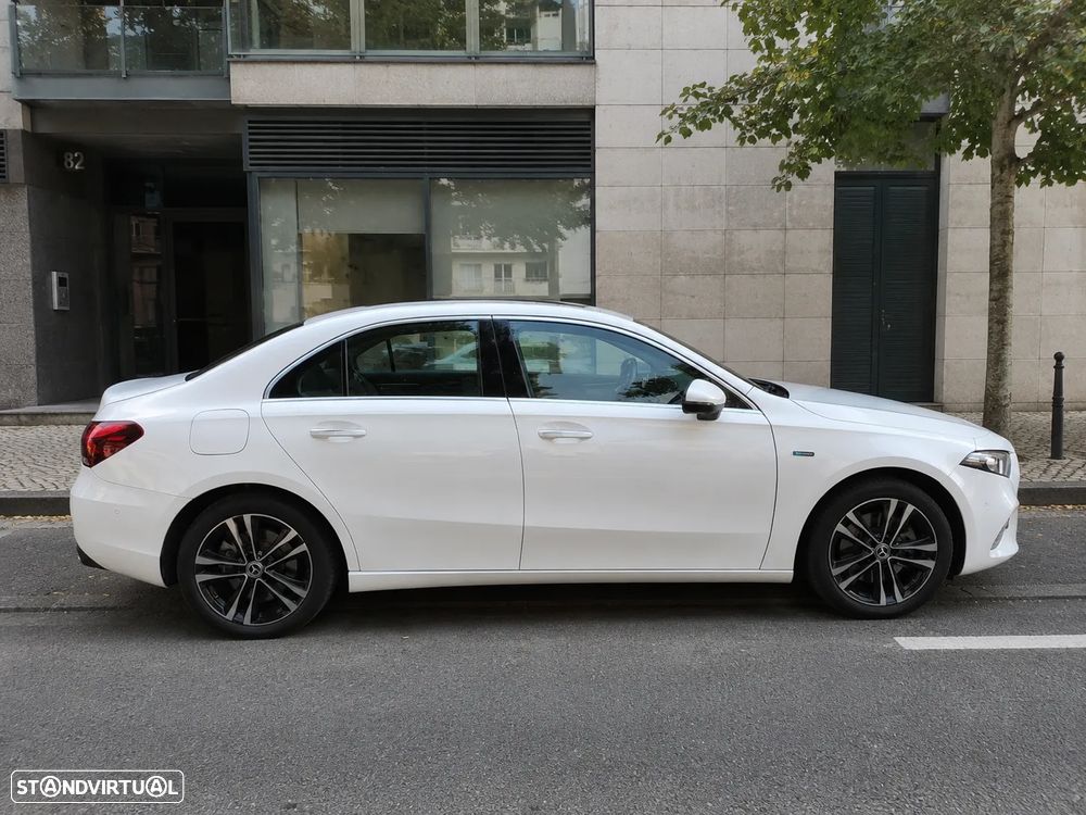 Mercedes-Benz A 250 Limousine e 8G-DCT Progressive - 3
