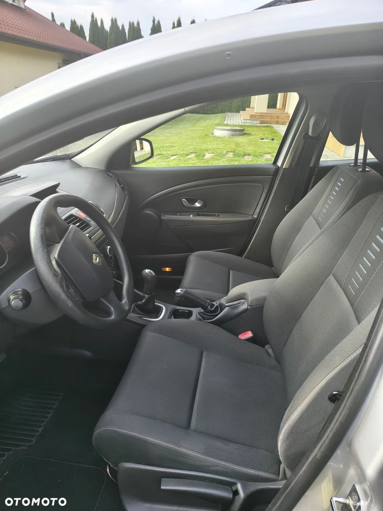Renault Megane 1.6 16V Expression - 6