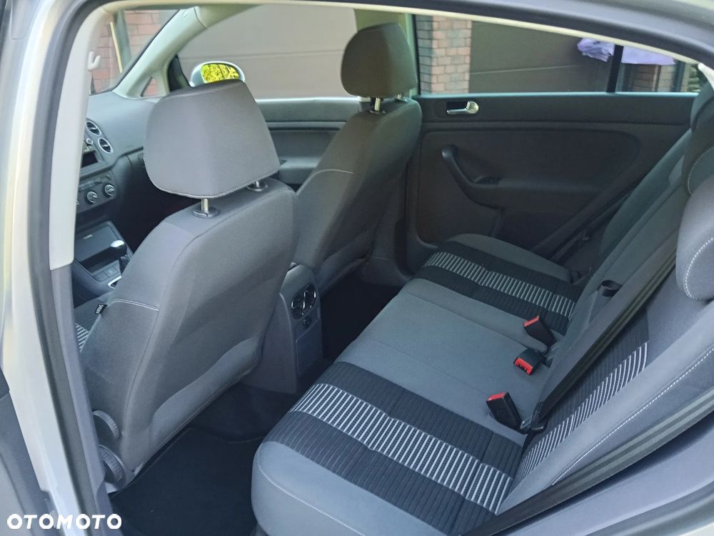 Volkswagen Golf Plus - 19