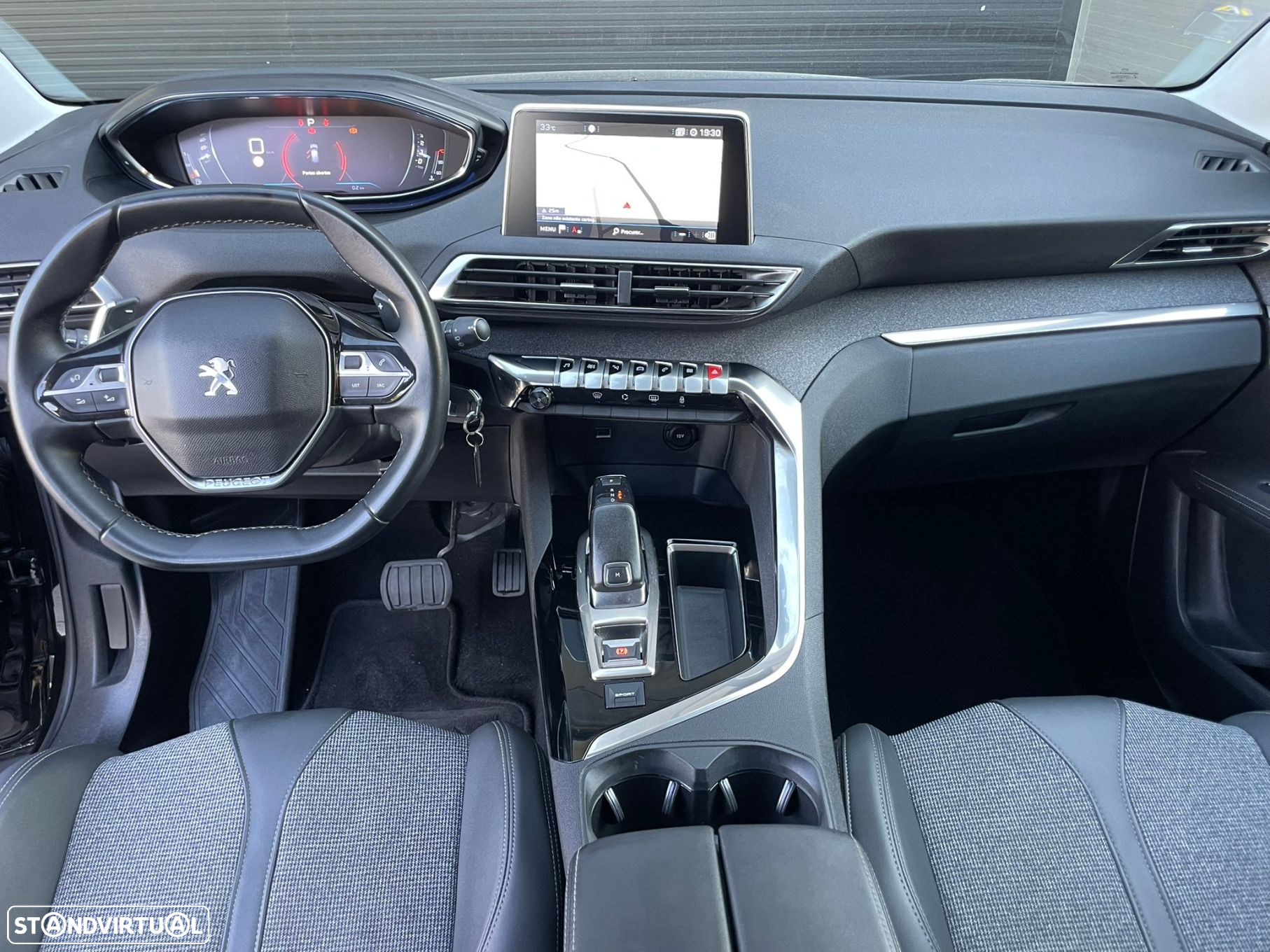 Peugeot 3008 1.5 BlueHDi Allure EAT8 - 12