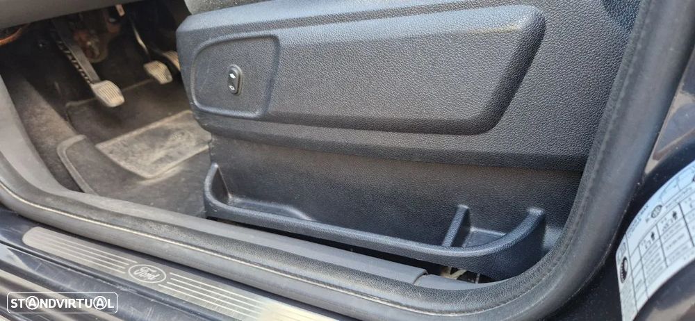 Ford Focus C-Max 1.6 TDCi Ghia - 21