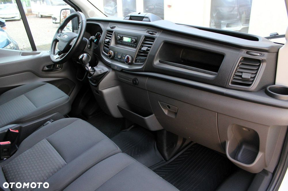 Ford Transit - 9