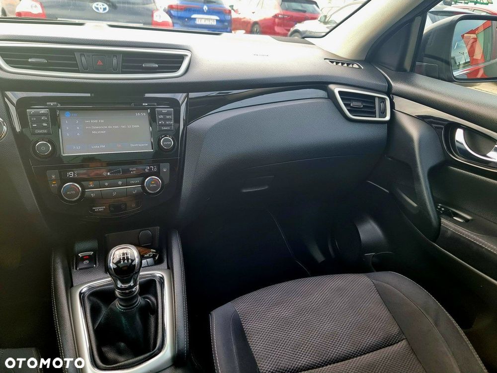 Nissan Qashqai 1.2 DIG-T N-Connecta - 16