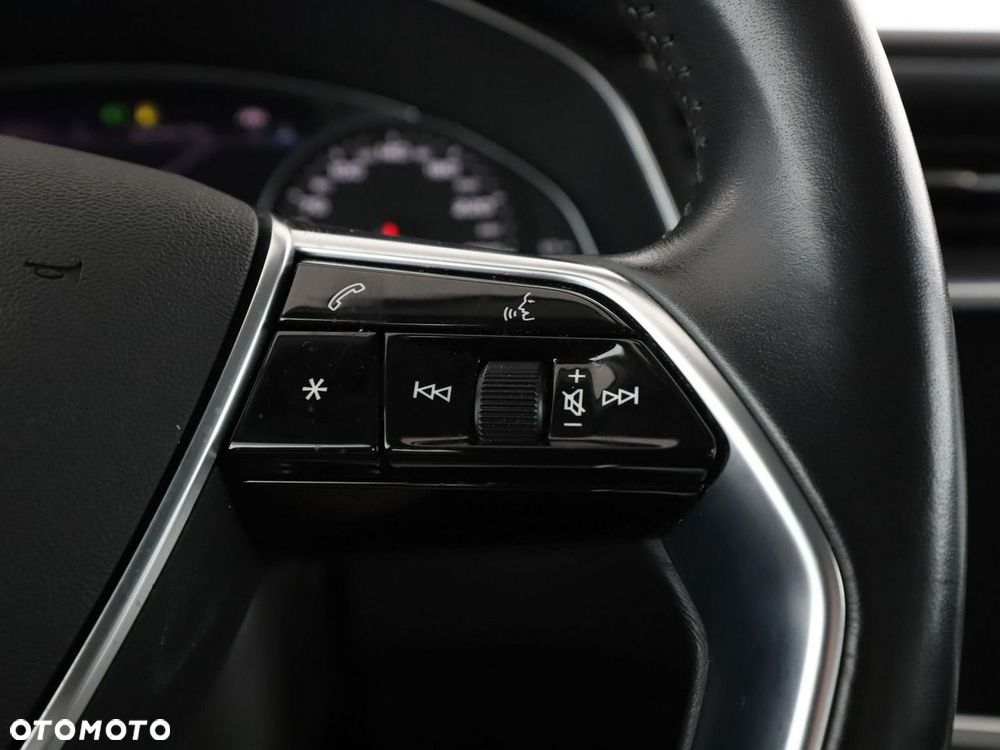 Audi A6 Avant 40 TDI mHEV S tronic - 32