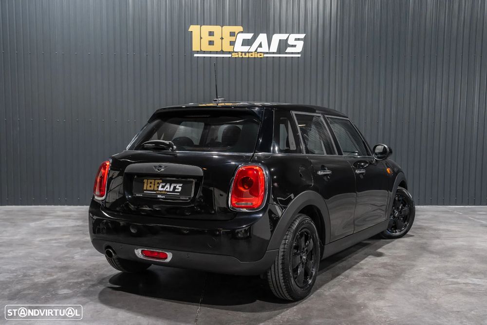 MINI 5 Portas One D - 5