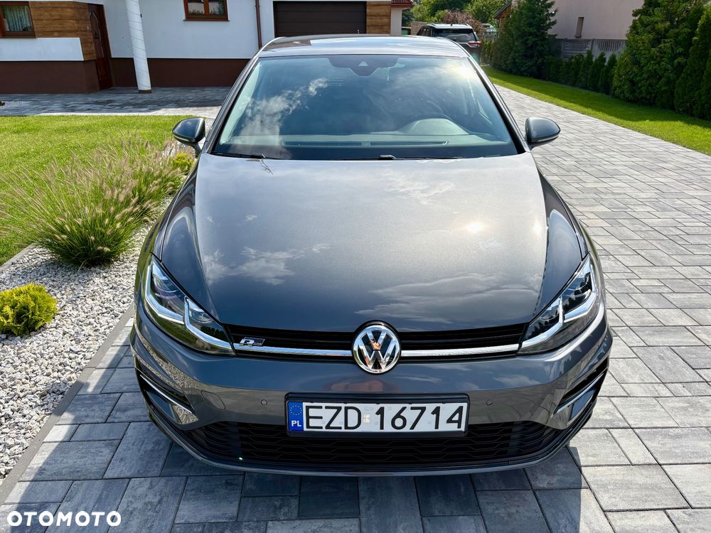 Volkswagen Golf - 10