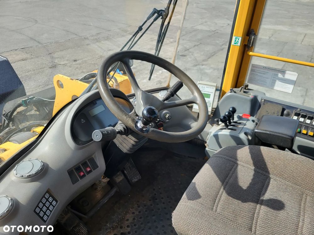 Volvo L 120 E spr z Niemiec - 10