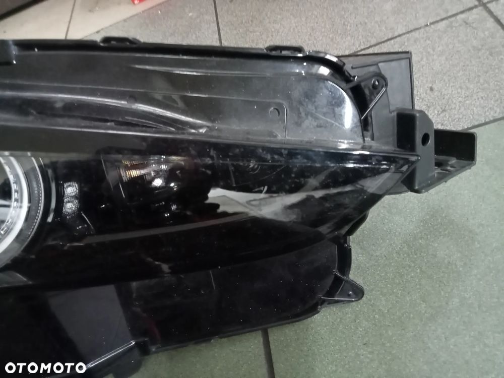 lampa prawa przód mazda cx30 dgj151030 - 4