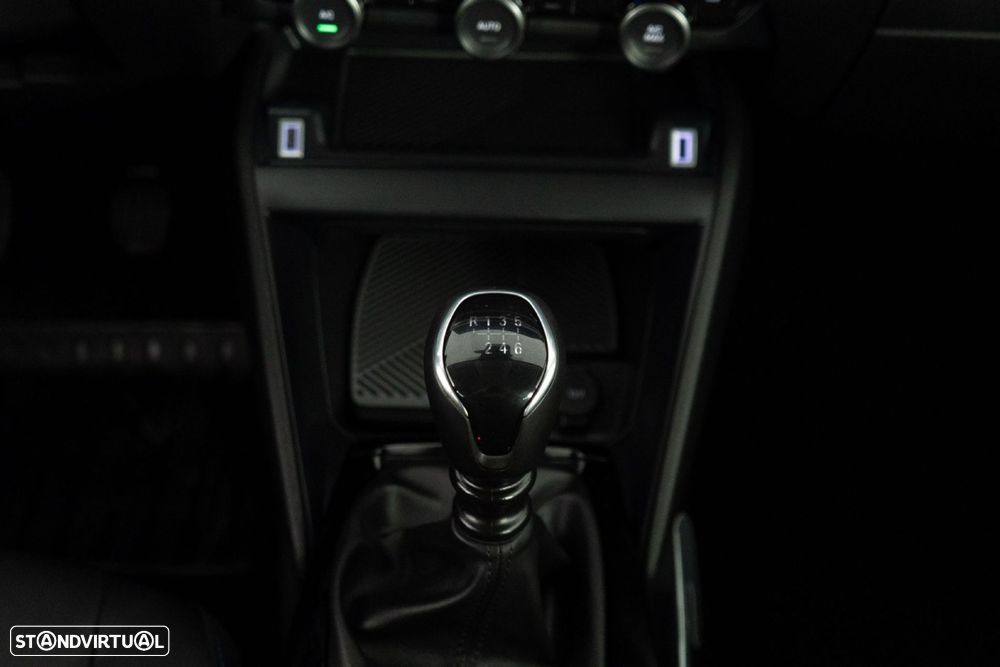 Citroën C4 1.2 PureTech Plus - 26