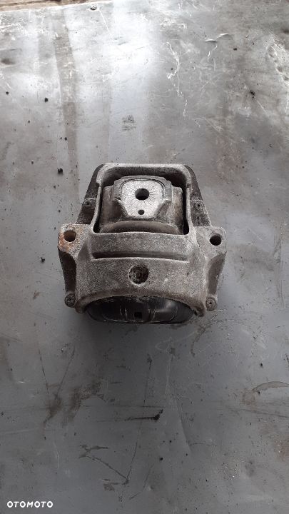 Poduszki silnika Audi A4 A5 b8