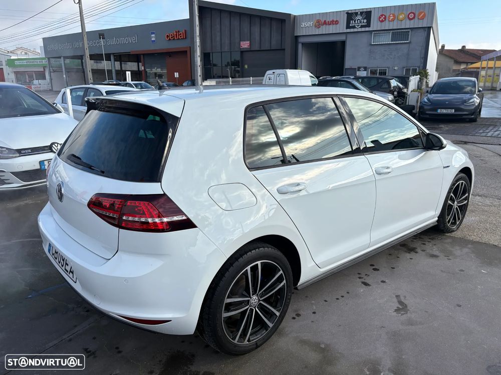 VW Golf 1.4 GTE Plug-in-Hybrid DSG - 3