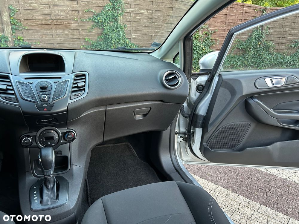 Ford Fiesta - 22
