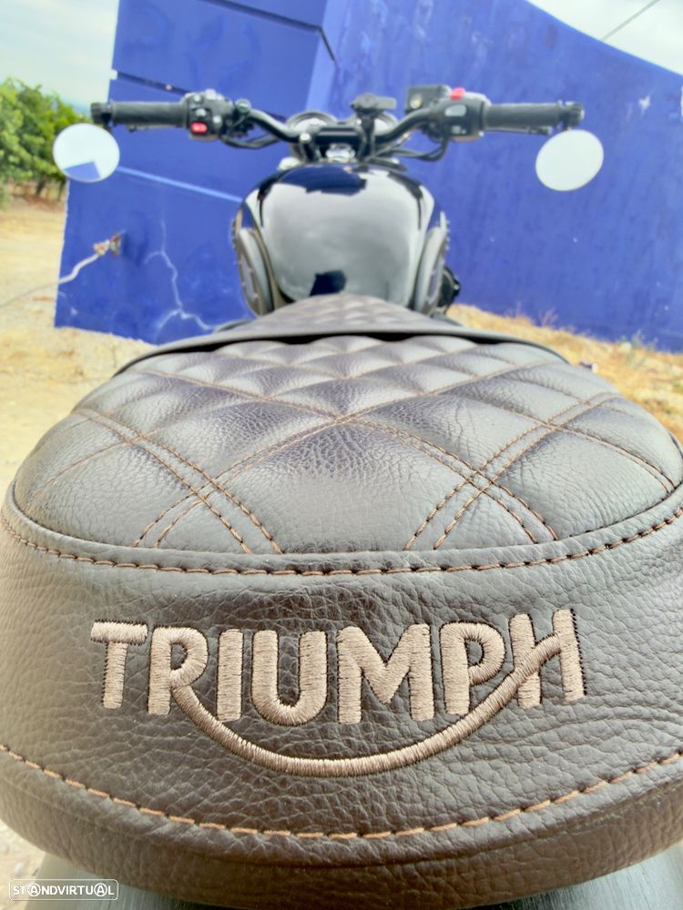 Triumph Bonneville T120 Black - 7