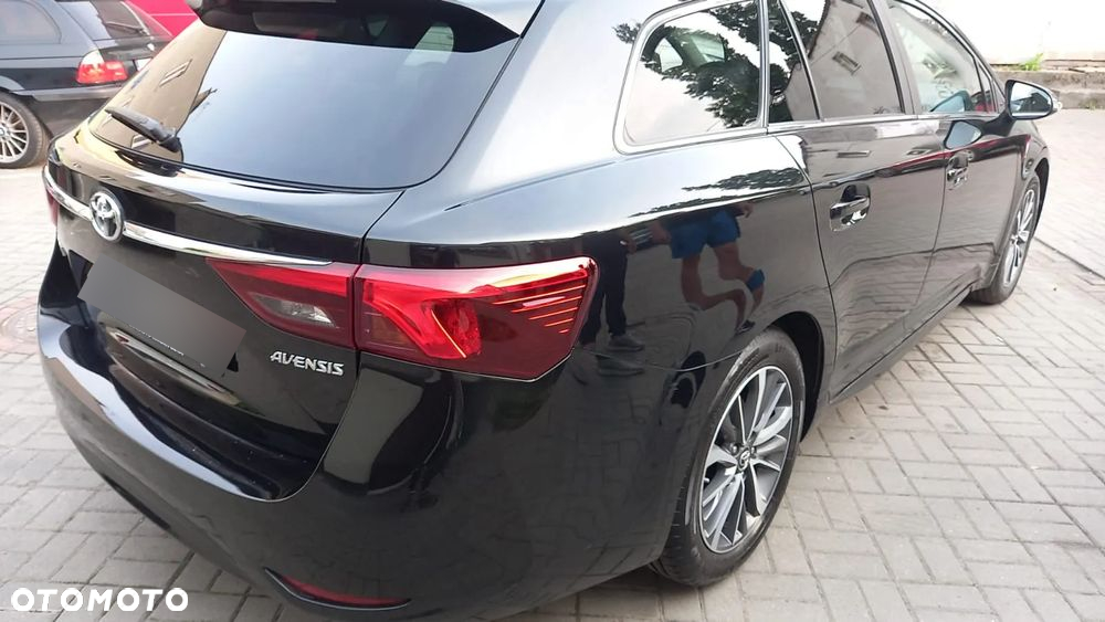 Toyota Avensis - 6