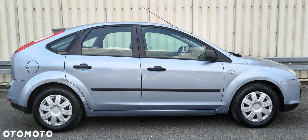 Ford Focus 1.6 Comfort - 6
