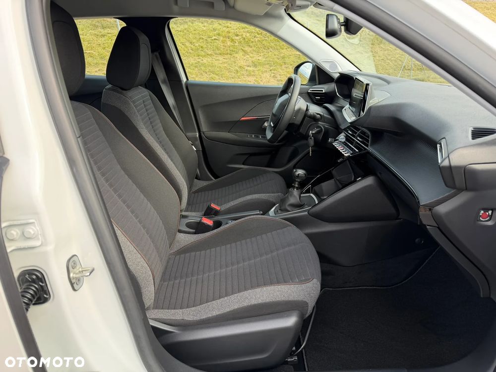 Peugeot 2008 1.2 PureTech Active S&S - 26
