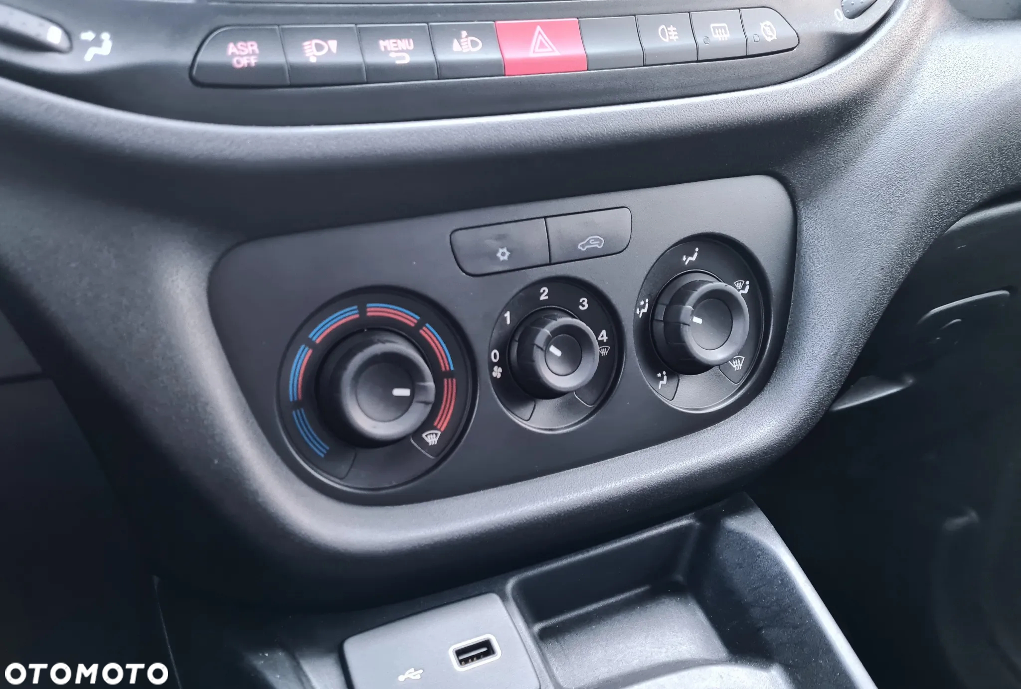 Fiat DOBLO - 17