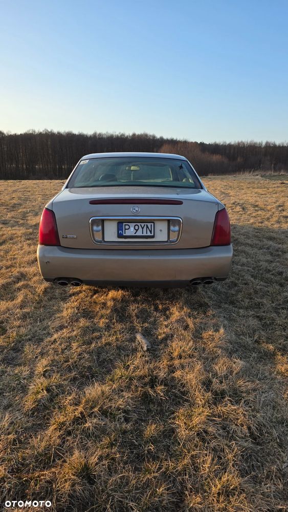 Cadillac Deville - 8