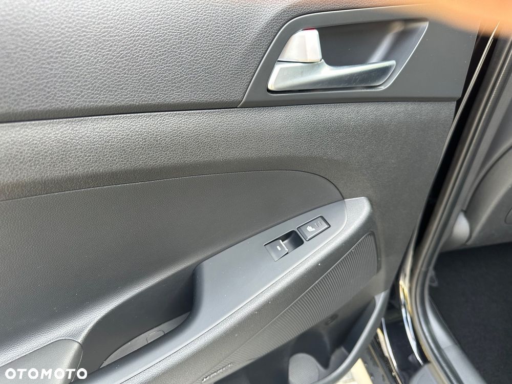 Hyundai Tucson 2.0 CRDi 48V Premium 4WD - 24