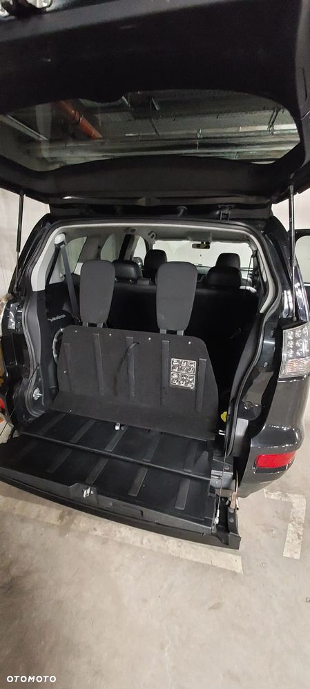 Mitsubishi Outlander 2.4 4WD CVT Intense - 15