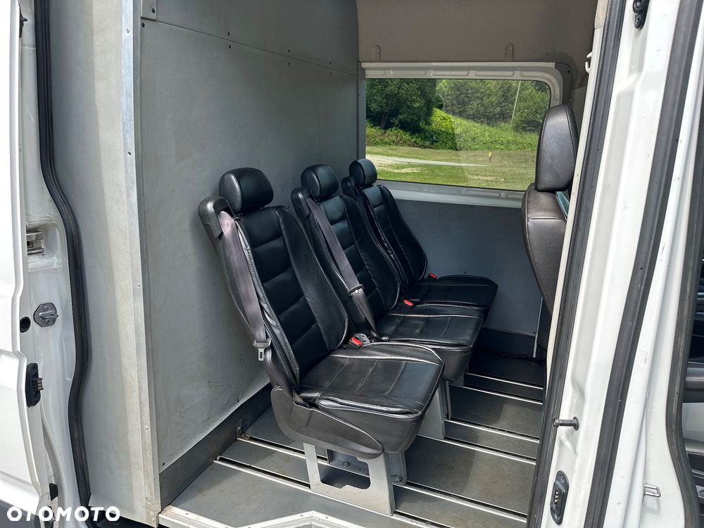 Volkswagen Crafter Brygadówka 5 osobowa - 14