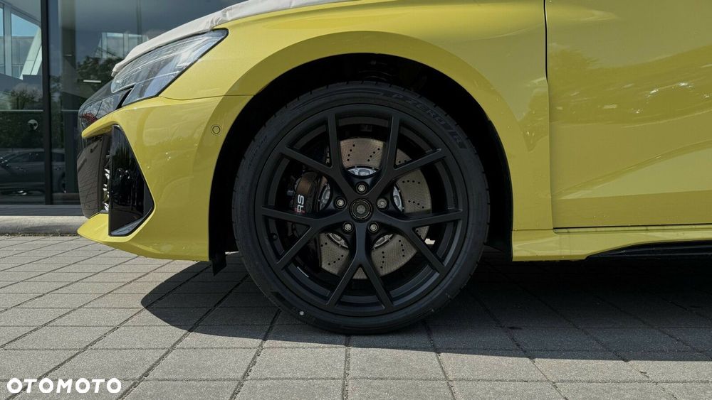 Audi RS3 Limousine - 8