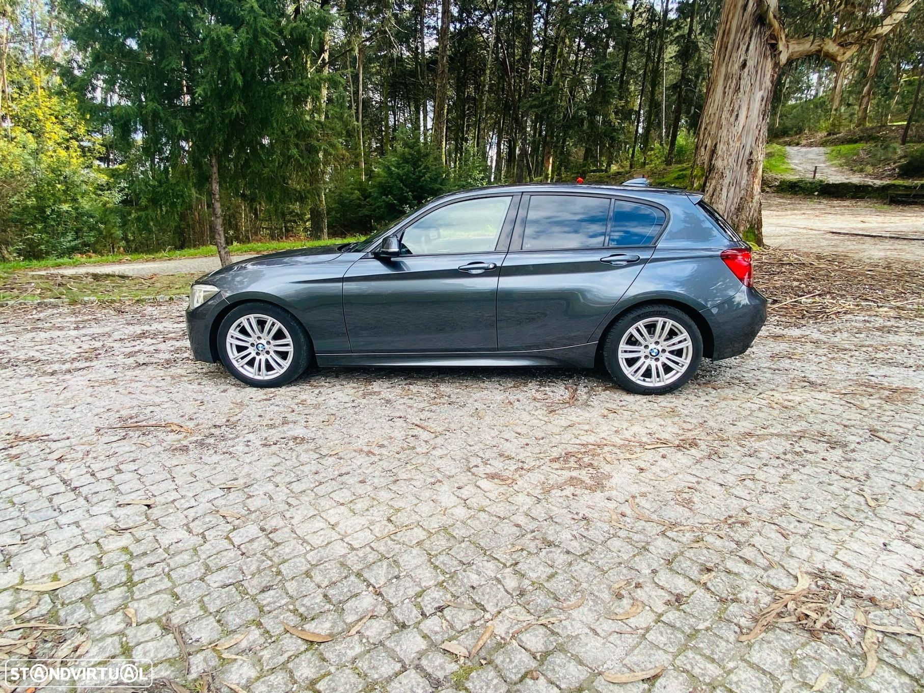 BMW 118 d Pack M - 10