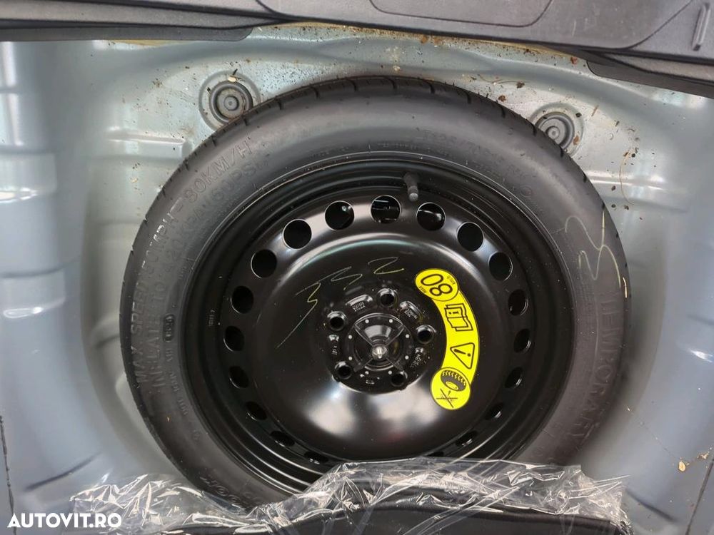 Ford Focus 1.0 EcoBoost Hybrid COOL&CONNECT DESIGN - 12